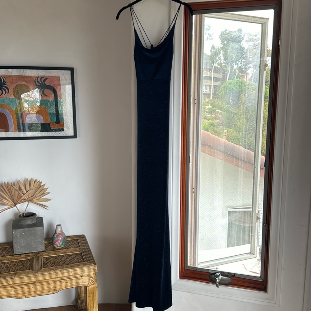 NWT Windsor sparkly midnight blue maxi formal. Small
